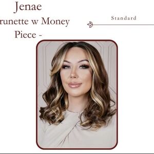 CSC Chelsey Smith Janae Wig Crown